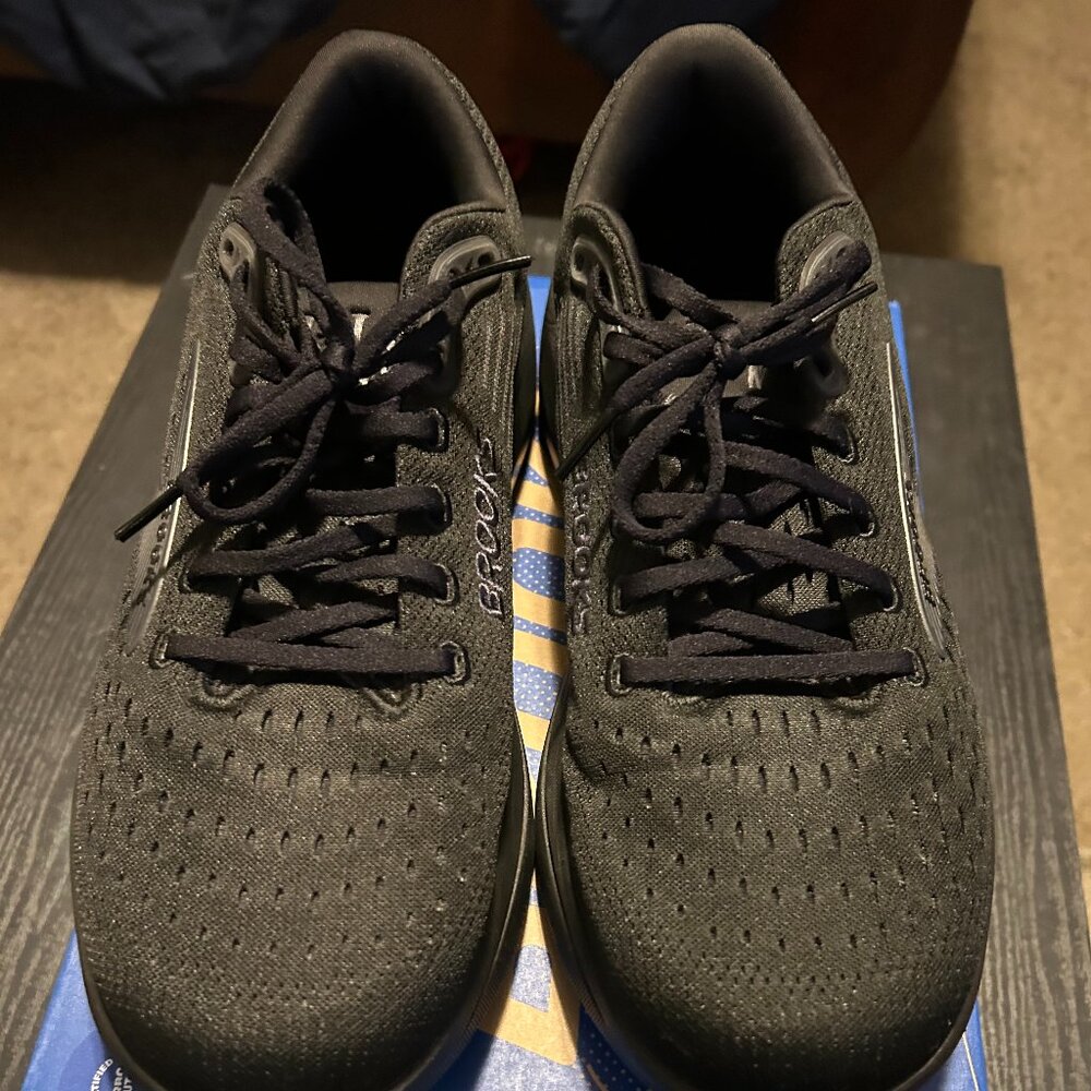 Brooks Mens Ghost Max 3, 12